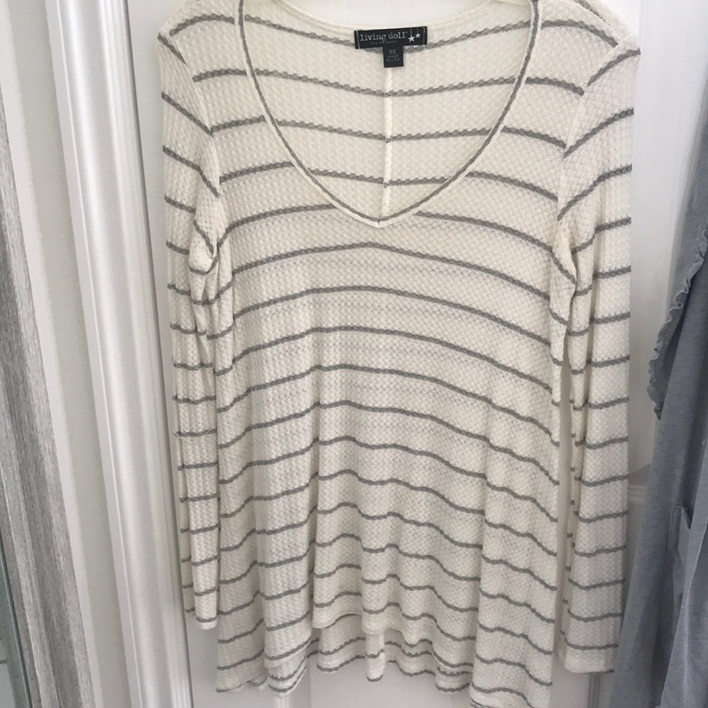 Basic white and grey light sweater